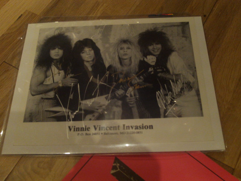 2 group signed 8x10 from VVI fan club