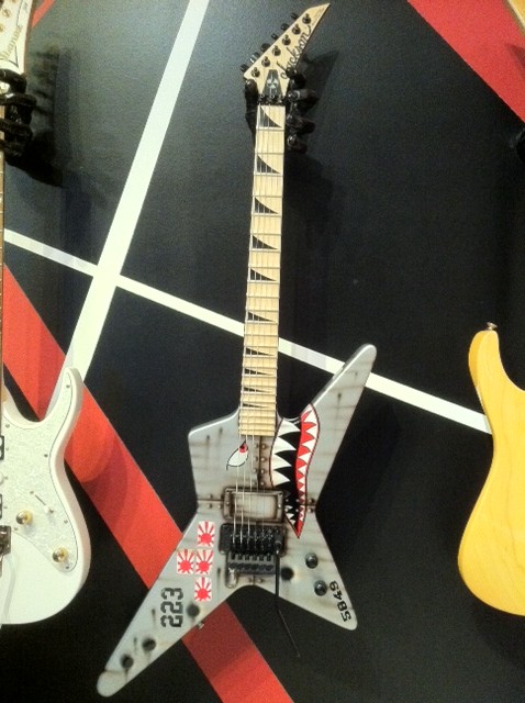 And the star guitar has some great detail to it - beautifully scalloped fret board, and drop d routed Floyd.