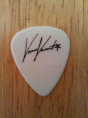 vinnie-vincent-kiss-vinnie-vincent-invasion-rare-promo-guitar-pick-adfc65d767058e17a461ee4717dbd743.jpg